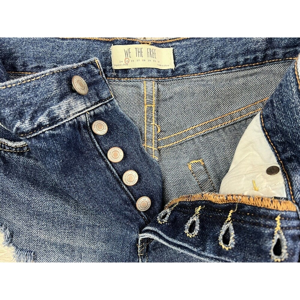 We the Free Mid-Rise Button-Fly Cutoff Distressed Denim Jean Shorts Size 25 - Picture 7 of 12